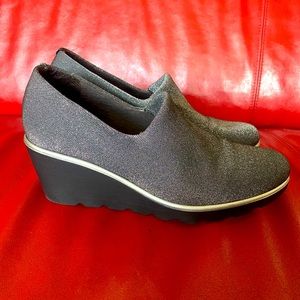 Toni Pons Wedge silver-gray Shoes. Great condition. Size 38 (US 8)